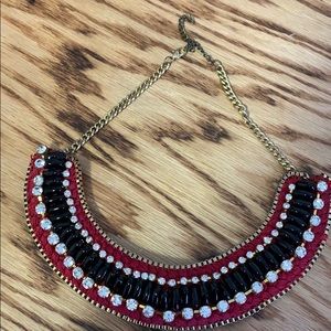 Chunky statement necklace